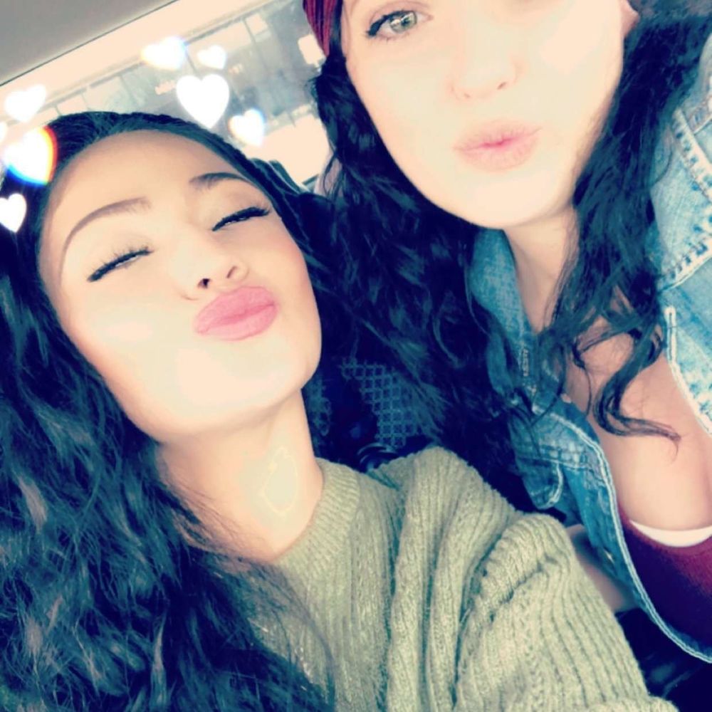 Meet your Posher, Gutierrez